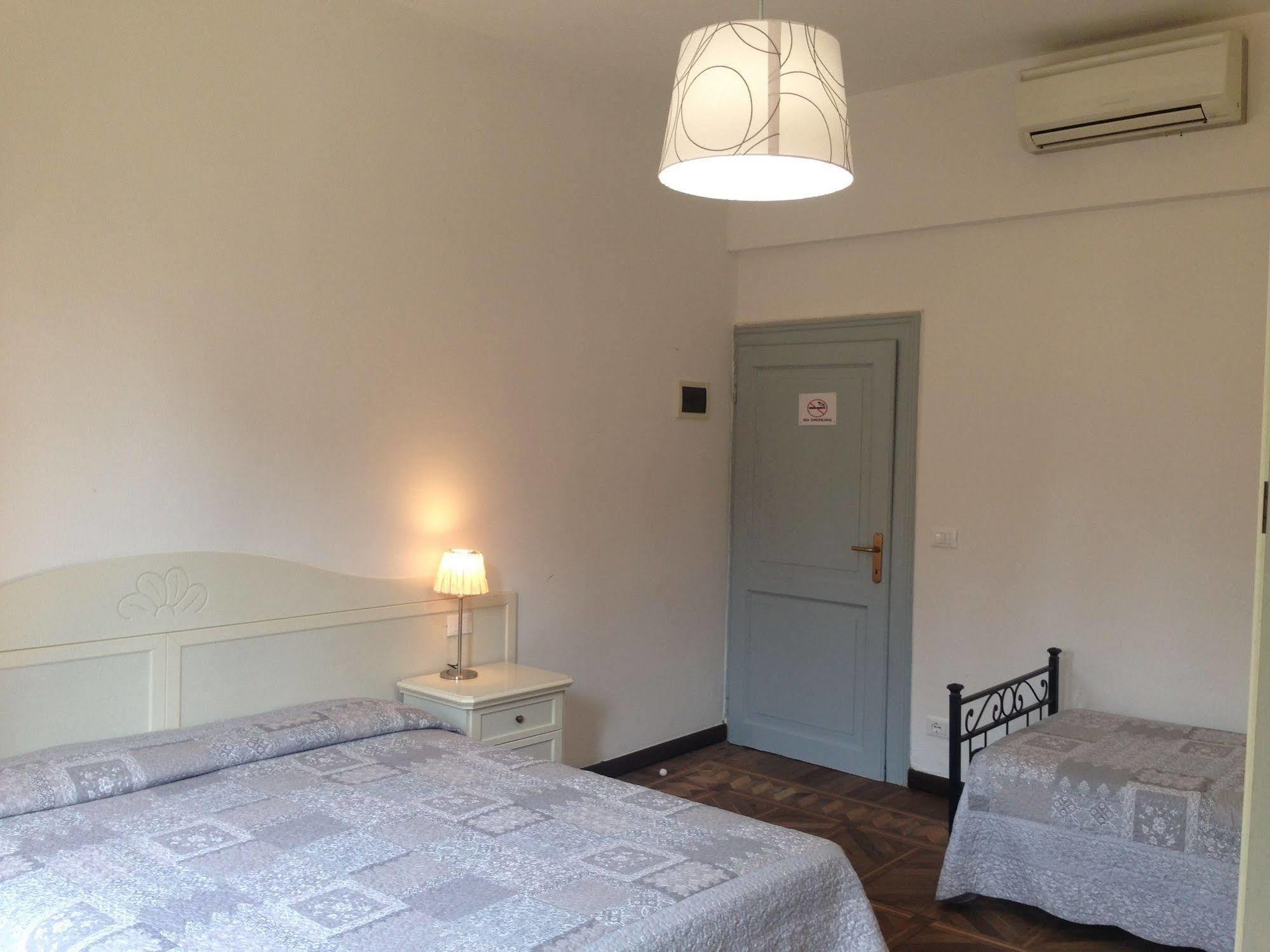 Guest House Loredana Венеция Екстериор снимка